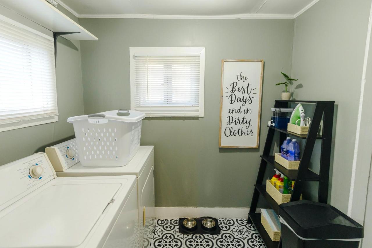 הוילה Historic Revival 2Br Midtown Memphis Free Parking Fast Wifi Free Parking Yes Pets מראה חיצוני תמונה