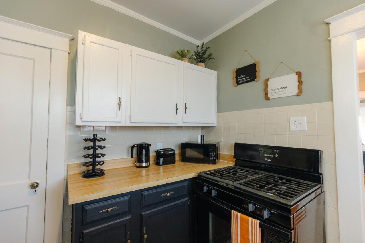 הוילה Historic Revival 2Br Midtown Memphis Free Parking Fast Wifi Free Parking Yes Pets מראה חיצוני תמונה